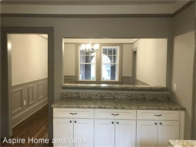 Building Photo - 2 br, 1 bath House - 724 A W. Whitner Street