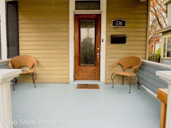 Foto del edificio - 5 br, 2.5 bath House - 136 East Northwood ...