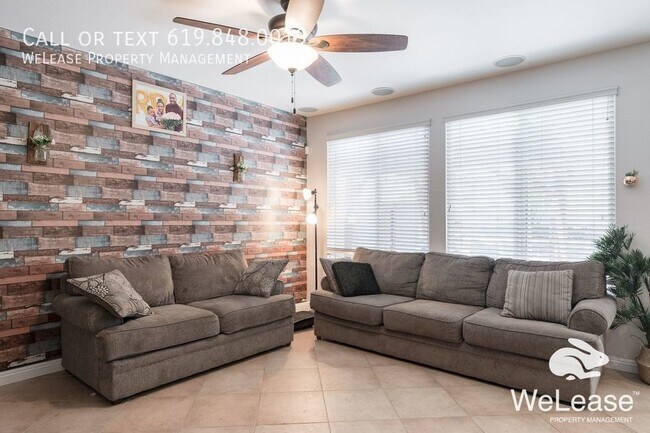 Building Photo - Gorgeous 3bed/2.5 bath In Chula Vista!!