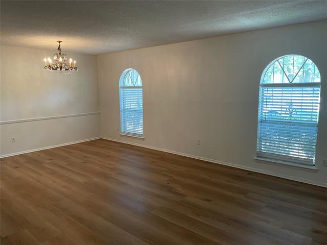 Foto del edificio - 2014 Bay Oaks Dr
