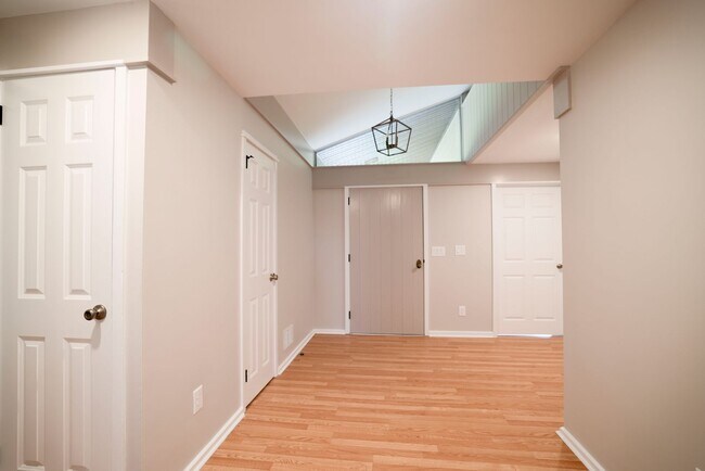 Foto del edificio - Charming 3 Bedroom with New Renovations in Clemson, SC!