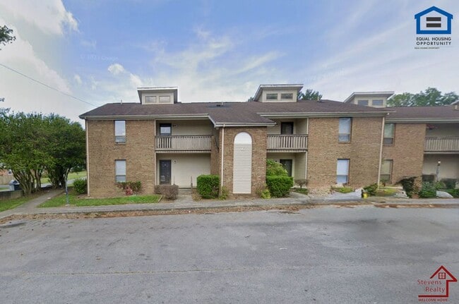 Building Photo - 419 Oriole Dr