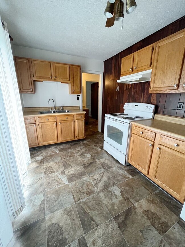 Foto del edificio - Cute 1 Bedroom, 1 Bathroom 1 car garage!