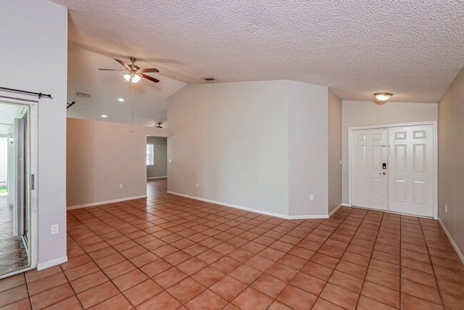 Building Photo - 3370 NW 78th Ave