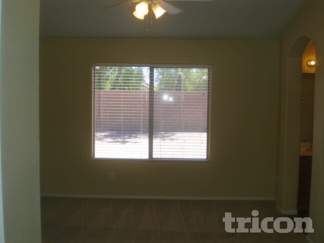 Building Photo - 5334 N Ormondo Way