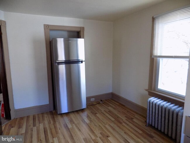 Building Photo - 53 Sunset Ave