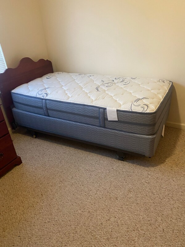 Foto del edificio - 309 Vine Ave