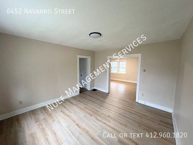 Foto del edificio - 6452 Navarro St