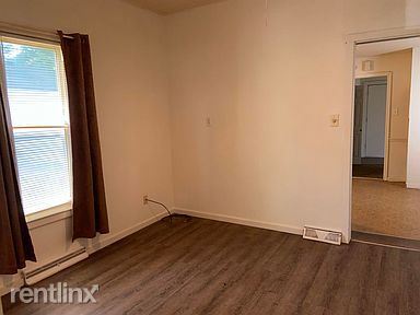 Foto del edificio - 1 br, 1 bath House - 735 NE Chester Ave