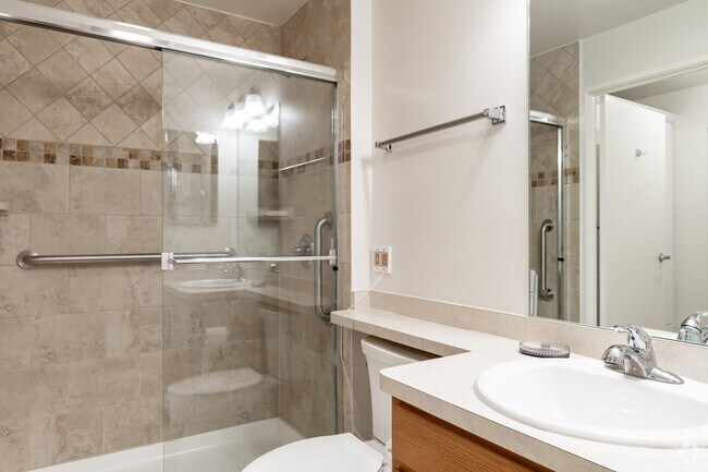 1HAB, 1BA - Hilshire - 847SF - Allegria Village