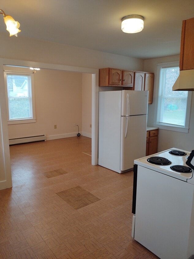 Primary Photo - 330 Lake Rd