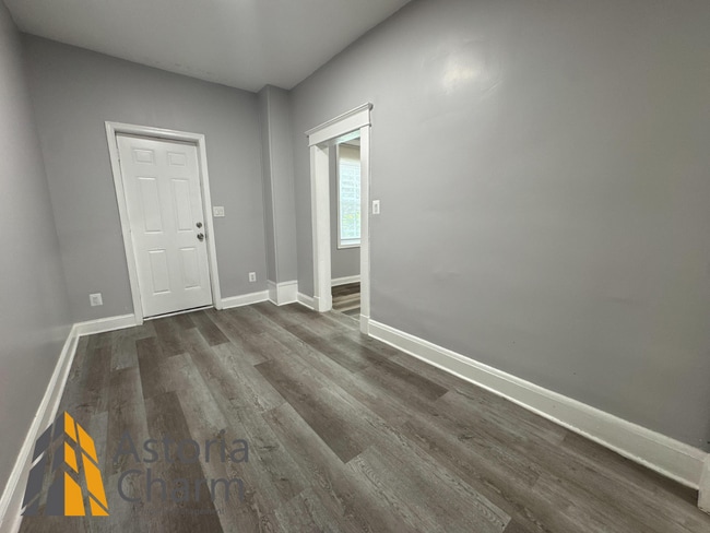 Building Photo - 2334 Reisterstown Rd