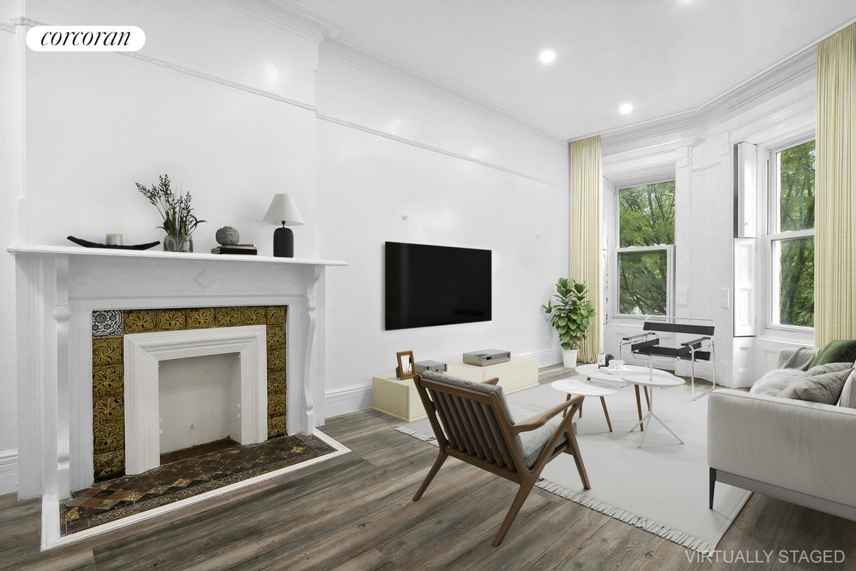 Foto principal - 523 Monroe St