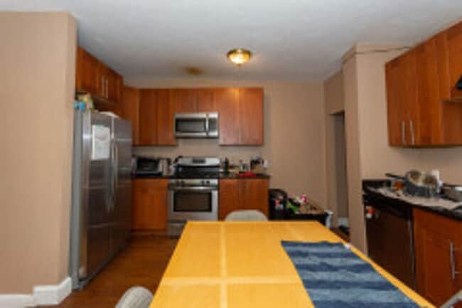 Photo - AMAZINGGGG  4 BED 2 BATH!!!! Apartment