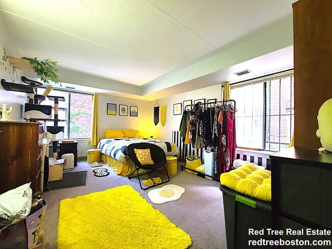 Foto del edificio - 1243 Beacon St