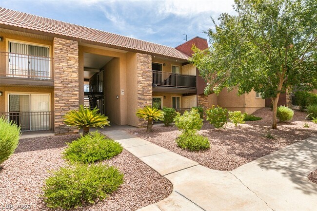 Foto del edificio - 4450 Sandy River Dr