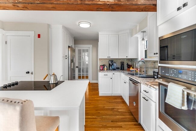 Building Photo - 191 Randolph St