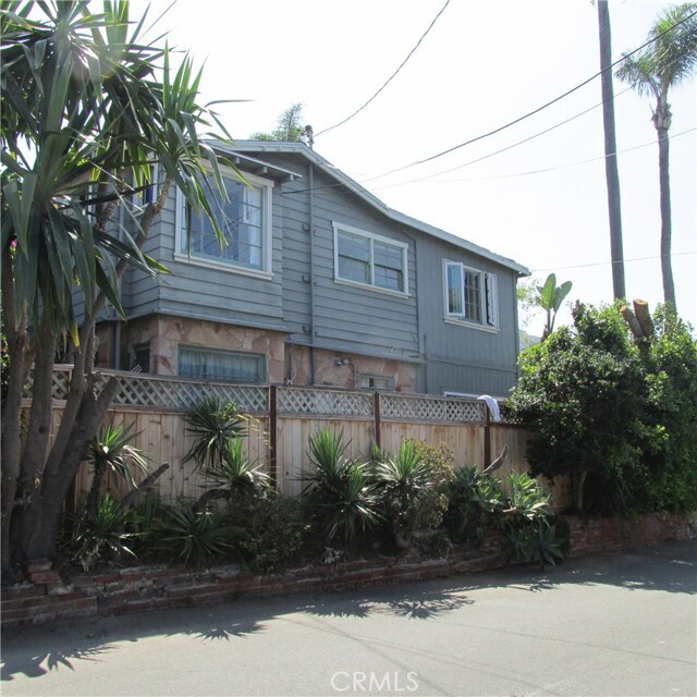 Building Photo - 31696 3rd Ave
