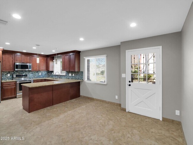 Foto del edificio - 8522 E Montebello Ave