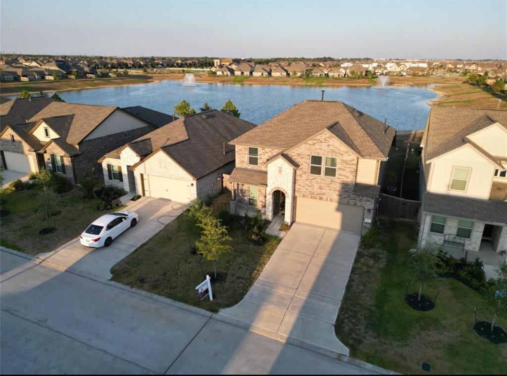 Foto principal - 4822 Chestnut Valley Ln
