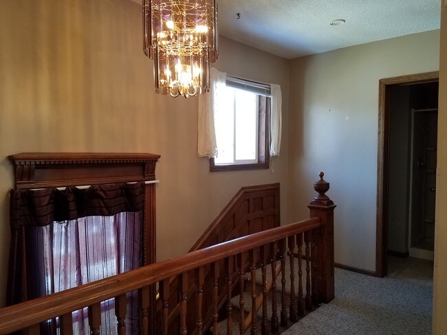 Entrada por la escalera - 503 5th Ave S