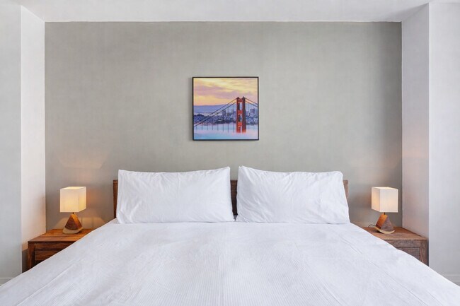 Building Photo - 3075 Promenade du Quartier-Saint-Martin
