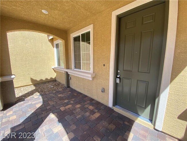 Foto del edificio - 3730 Trancoso Ave