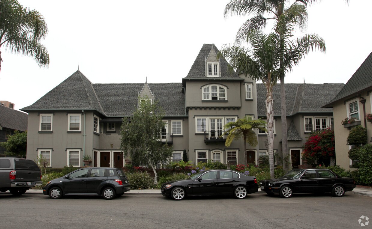 Building Photo - 260 N Lowena Dr
