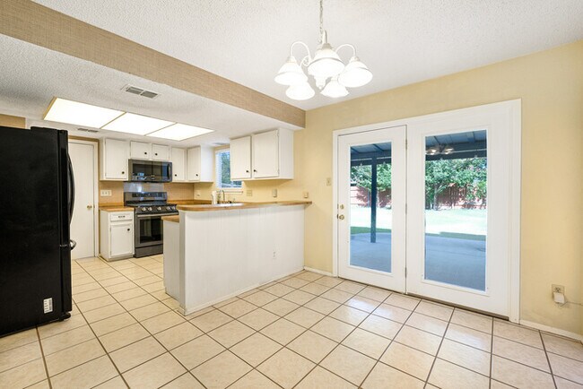 Building Photo - 11711 Wiginton Dr