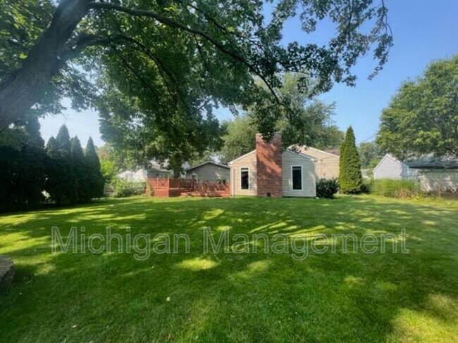 Photo - 9024 Marlowe Ave House