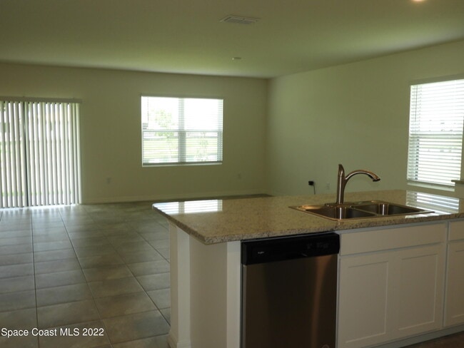 Building Photo - 3772 Coachman Ln SE