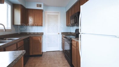Building Photo - 11224 Nieman Rd