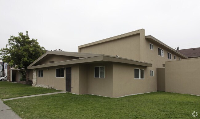 Primary Photo - 721 N Anna Dr