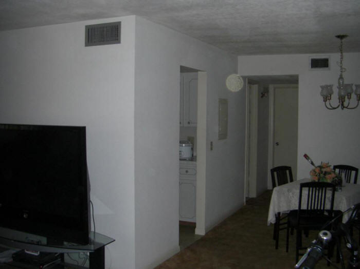 Building Photo - Windsor Apartment