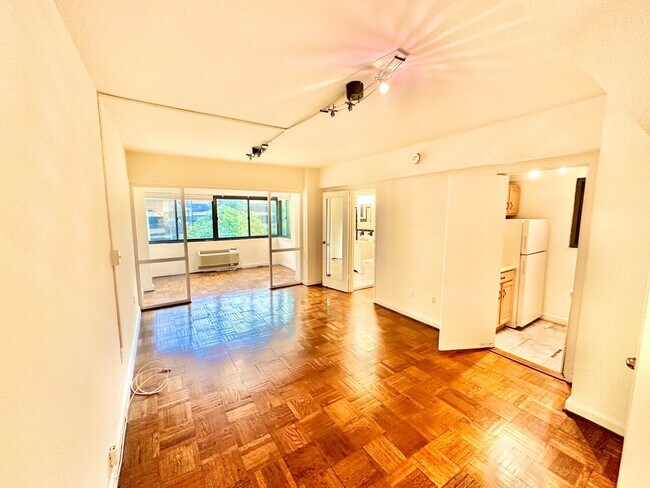 Foto del edificio - 2141 I St NW