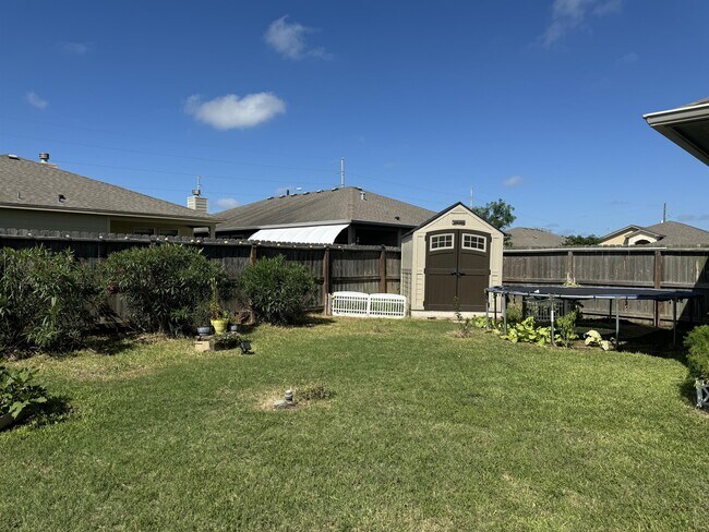 Building Photo - 7658 Granite Dr