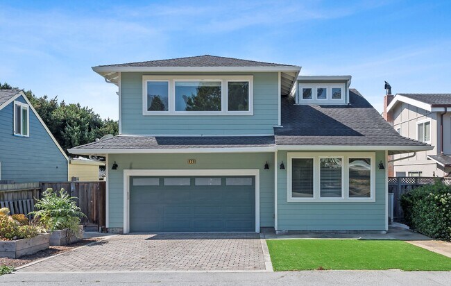 Building Photo - 430 3rd Ave