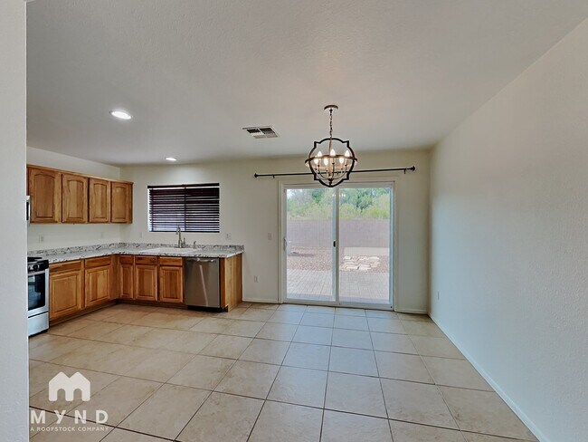 Foto del edificio - 10230 E Honey Mesquite Dr