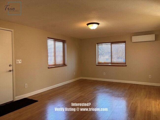 Building Photo - 580 N 51st St