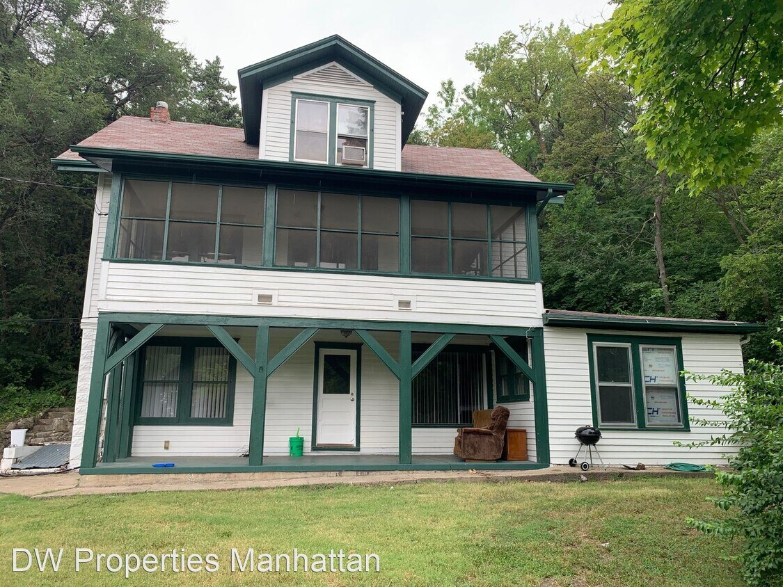 Primary Photo - 5 br, 3 bath House - 1324 N 8th St