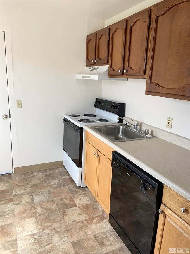 Building Photo - 2881 Wrondel Way