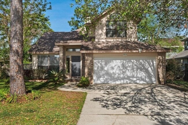 Building Photo - 2014 Mistral Ln E