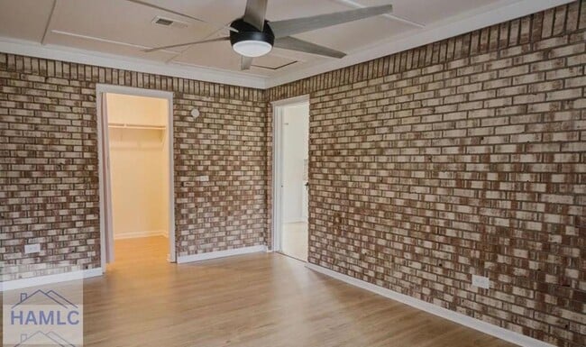 Building Photo - 799 Wildwood Dr