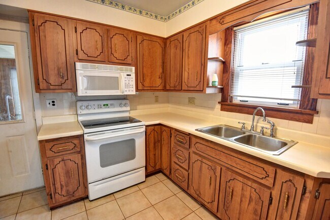 Foto del edificio - Single-Family Home for Rent in Greensburg, PA