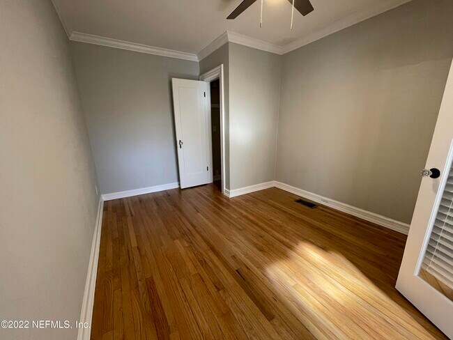 Foto del edificio - 3955 Herschel St