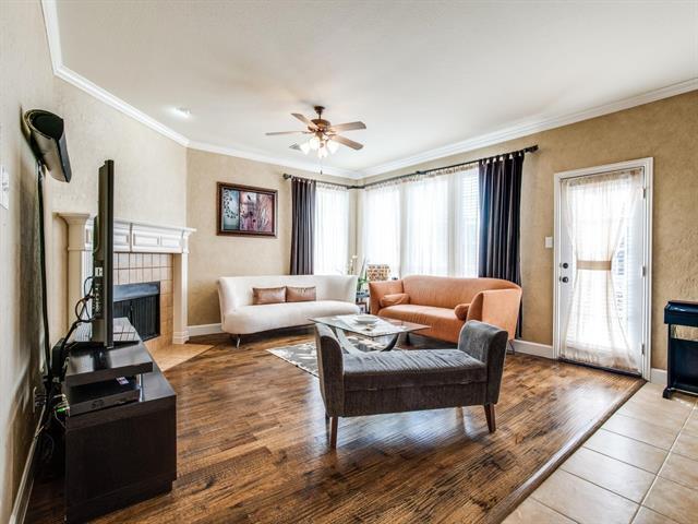 Building Photo - 15717 Twin Cove Dr