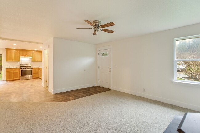 Foto del edificio - $500 OFF YOUR FIRST MONTH’S RENT – Limited Time Special!