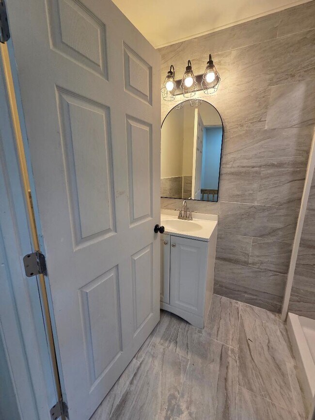 Foto del edificio - 6500 Torresdale Ave