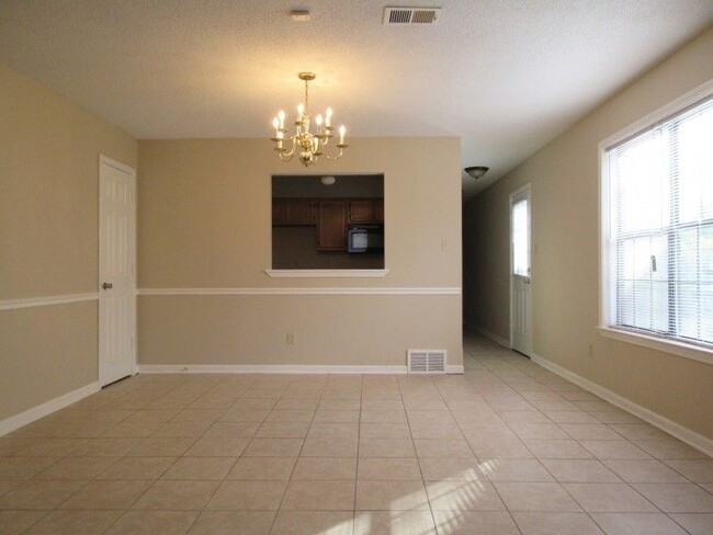 Building Photo - 6749 Ross Ridge Dr