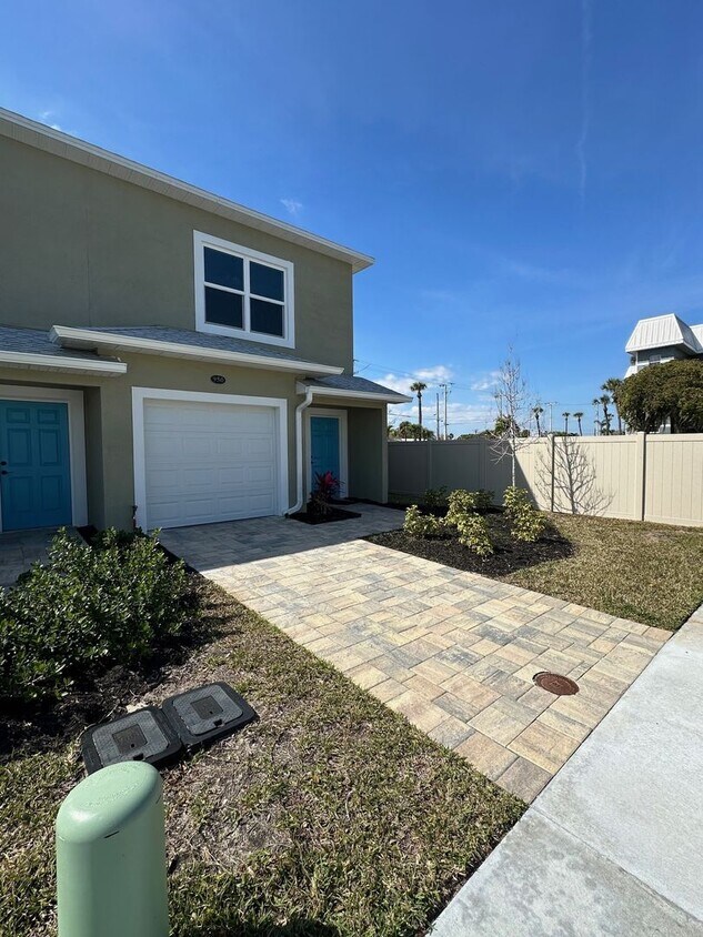 Foto principal - 950 Paddleboard Ct